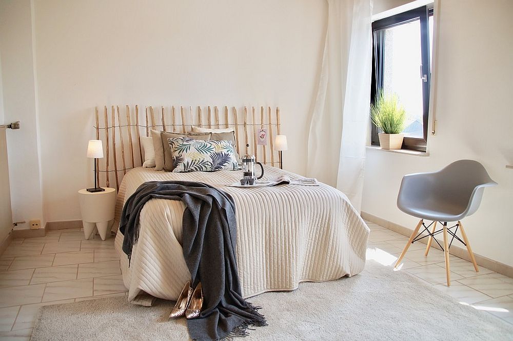 USE LIGHT BEIGE IN A SMALL BEDROOM TO MAKE A SPACE FEEL BIGGER