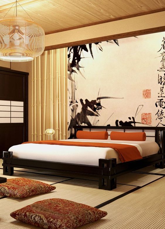 A traditional Japanese culture is appear in this room with the calligraphy art works on the bed head. 